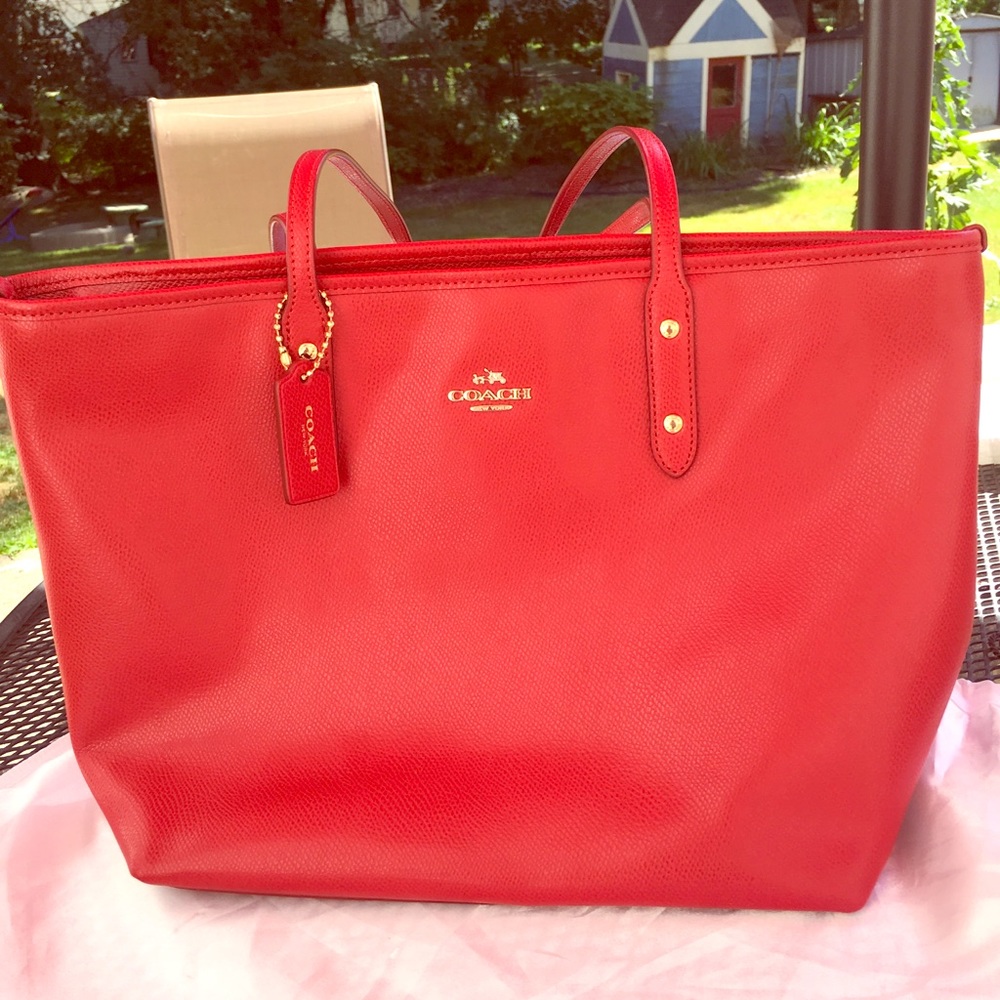 ~SOLD~ Coach City Zip Red Leather Tote